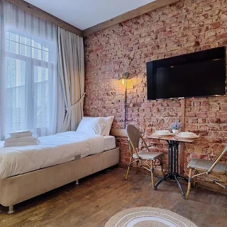 Azad Homes Tomtom Estambul