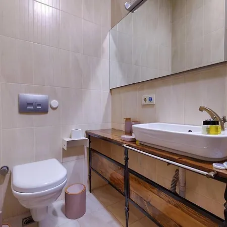 Azad Homes Tomtom Istanbul