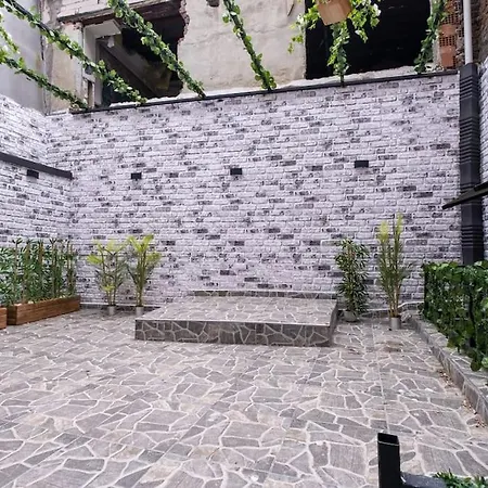 Azad Homes Tomtom
